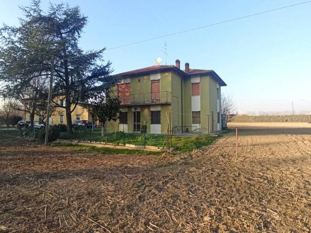 Villa Indipendente in vendita a Ponte Nuovo, Ravenna