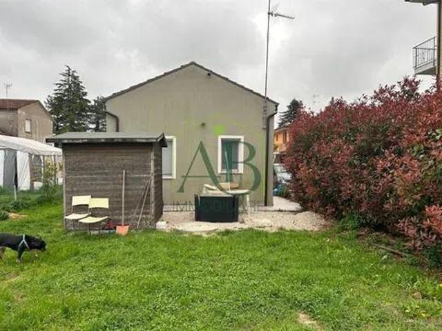 Villa Indipendente in vendita a Ravenna, Reggio Emilia