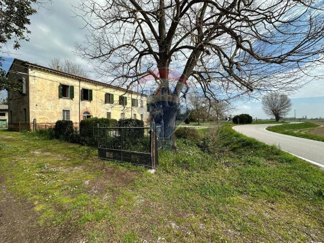 Villa Indipendente in vendita a Ravenna, Reggio Emilia
