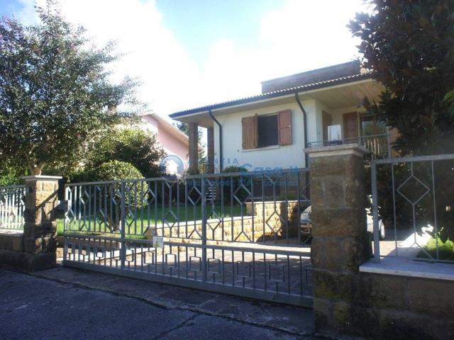 Villa Indipendente in vendita a Ravenna, Reggio Emilia