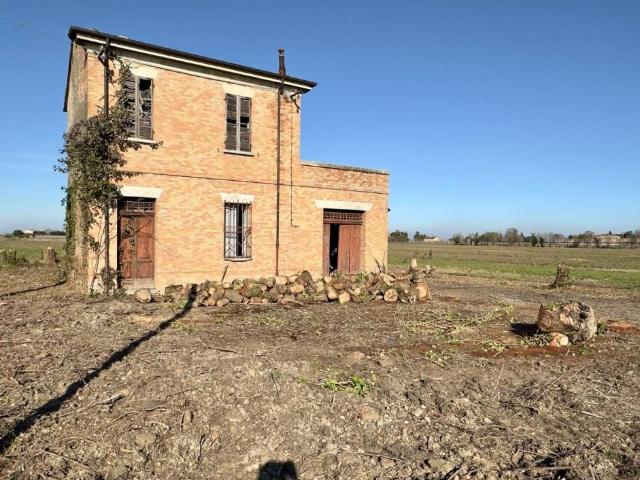 Villa Indipendente in vendita a Ravenna, Reggio Emilia