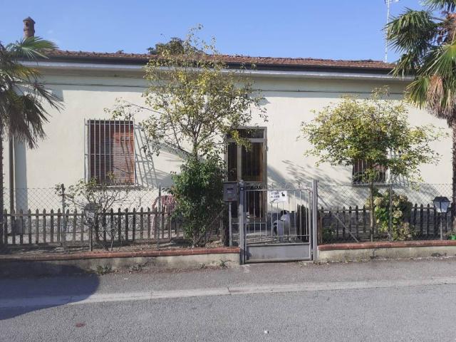 Villa Indipendente in vendita a Conventello, Ravenna