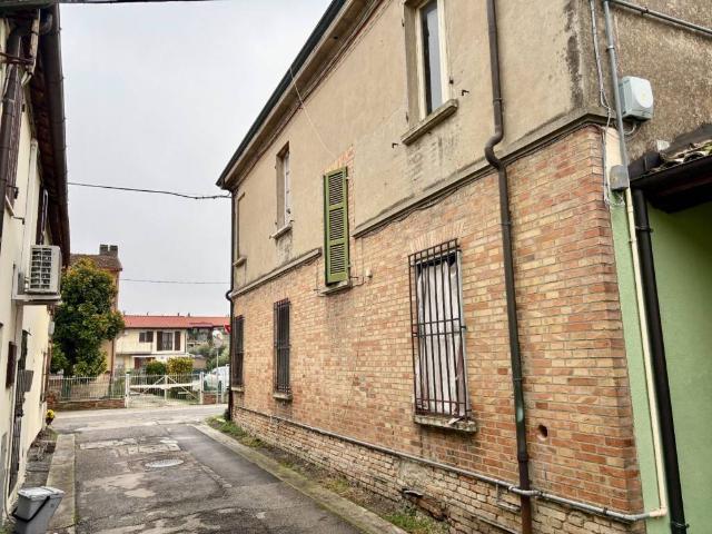Villa Indipendente in vendita a Ravenna, Reggio Emilia