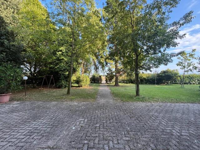 Villa Indipendente in vendita a San Pietro in Campiano, Ravenna