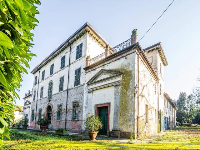 Villa Indipendente in vendita a Ravenna, Reggio Emilia