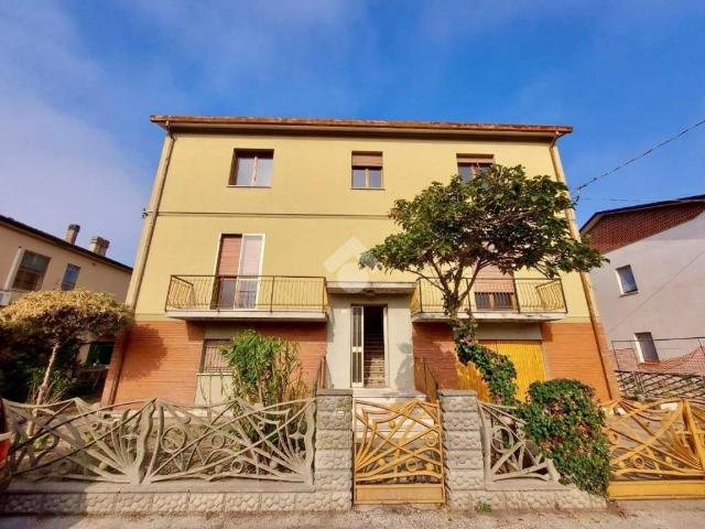 Villa Indipendente in vendita a Ravenna, Reggio Emilia