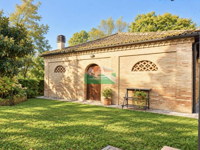 Villa Indipendente in vendita a San Pietro in Campiano, Ravenna