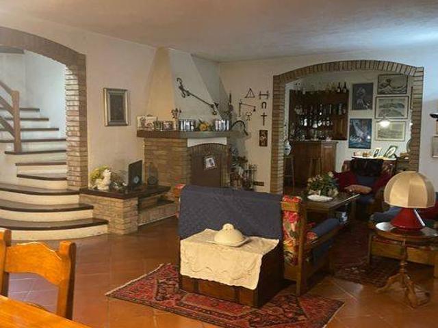 Villa Indipendente in vendita a Ravenna, Reggio Emilia