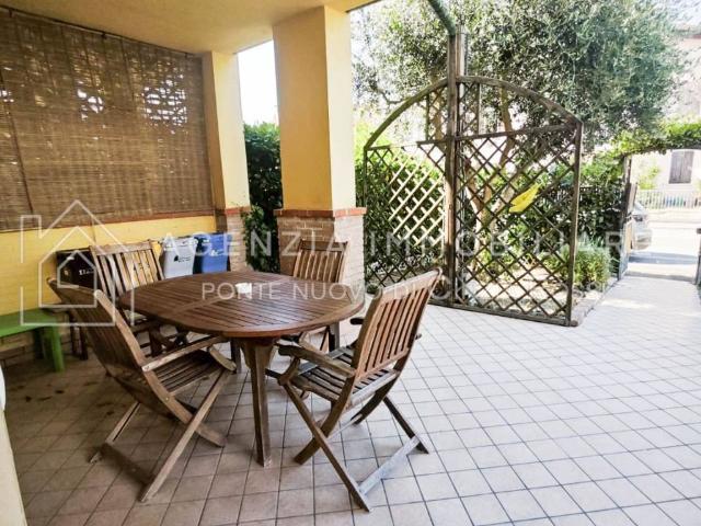Villa Indipendente in vendita a Ravenna, Reggio Emilia