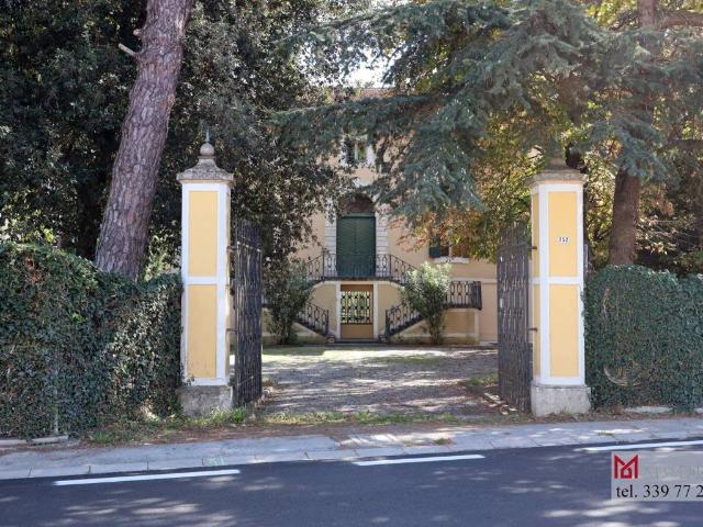 Villa Indipendente in vendita a Ravenna, Reggio Emilia