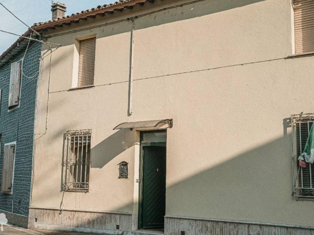 Villa Indipendente in vendita a Carraie, Ravenna