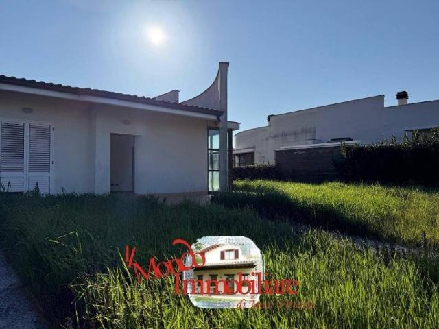 Villa Indipendente in vendita a Musone, Marche