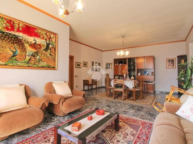 Villa Indipendente in vendita a Contrada Chiarino, Marche