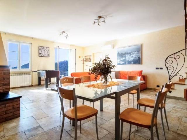 Villa Indipendente in vendita a Polanesi, Recco