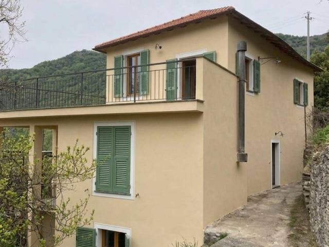 Villa Indipendente in vendita a Recco, Liguria