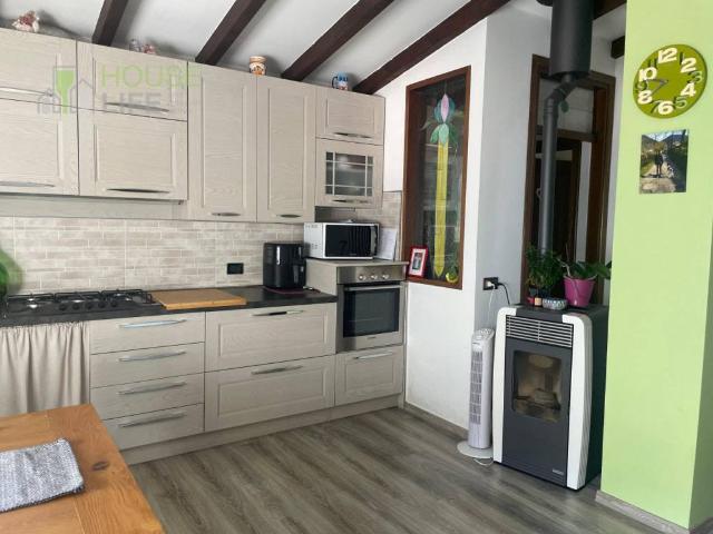 Villa Indipendente in vendita a Recoaro Terme, Veneto