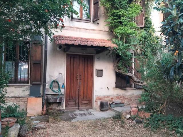 Villa Indipendente in vendita a Redavalle, Lombardia