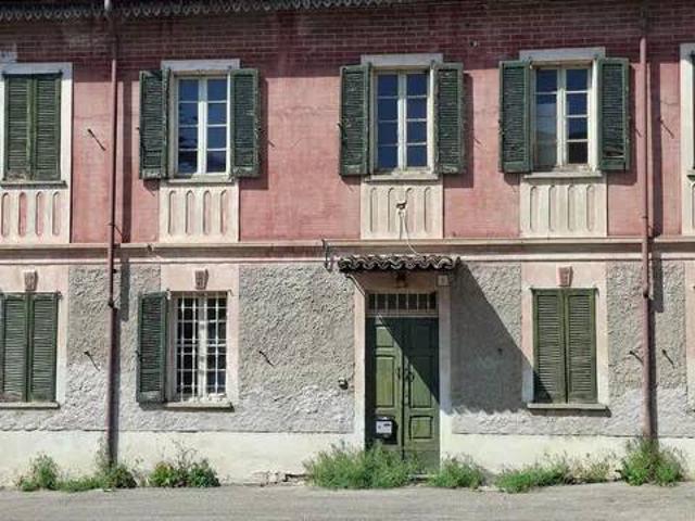 Villa Indipendente in vendita a Redavalle, Lombardia