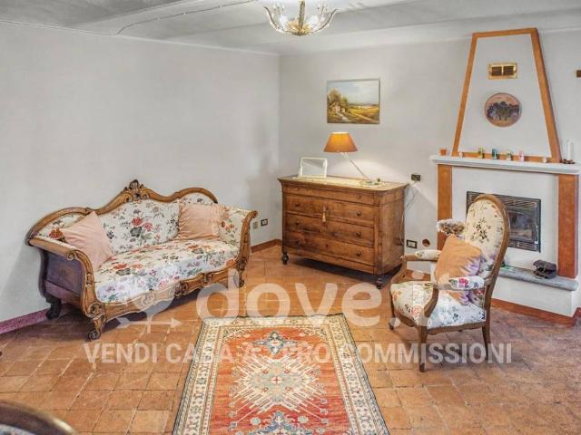 Villa Indipendente in vendita a Piemonte, Asti