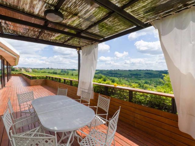 Villa Indipendente in vendita a Refrontolo, Veneto