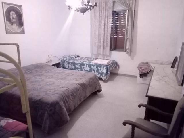 Villa Indipendente in vendita a Regalbuto, Sicilia