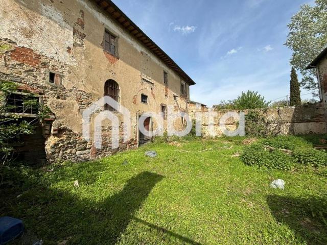 Villa Indipendente in vendita a Unione di Comuni Valdarno e Valdisieve, Reggello