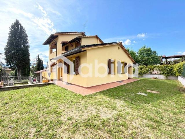 Villa Indipendente in vendita a Unione di Comuni Valdarno e Valdisieve, Reggello