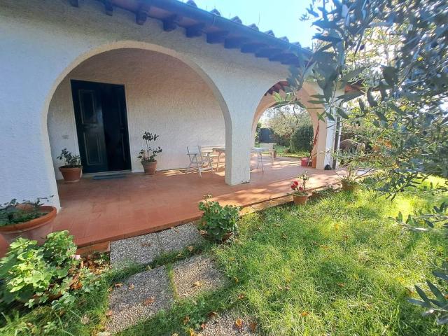 Villa Indipendente in vendita a Unione di Comuni Valdarno e Valdisieve, Reggello