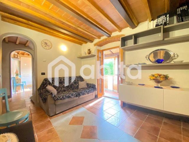 Villa Indipendente in vendita a Unione di Comuni Valdarno e Valdisieve, Reggello