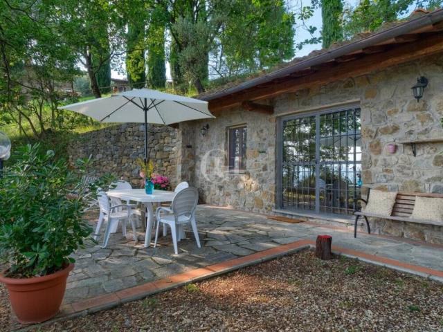 Villa Indipendente in vendita a Unione di Comuni Valdarno e Valdisieve, Reggello