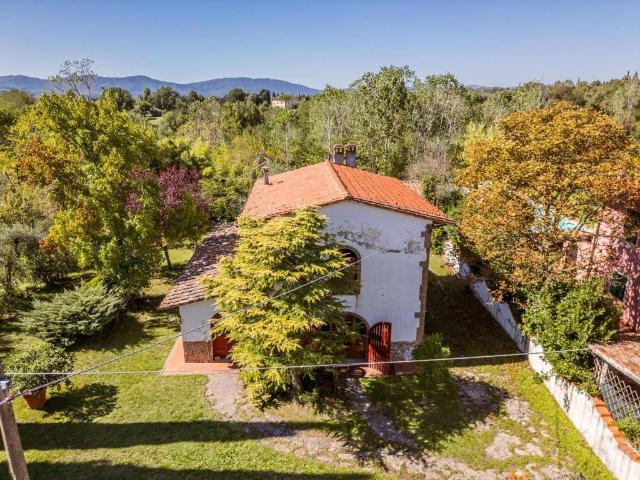 Villa Indipendente in vendita a Unione di Comuni Valdarno e Valdisieve, Reggello