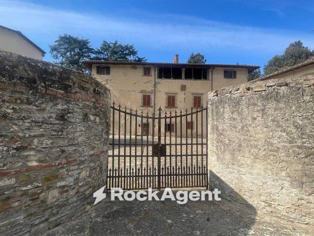 Villa Indipendente in vendita a Unione di Comuni Valdarno e Valdisieve, Reggello