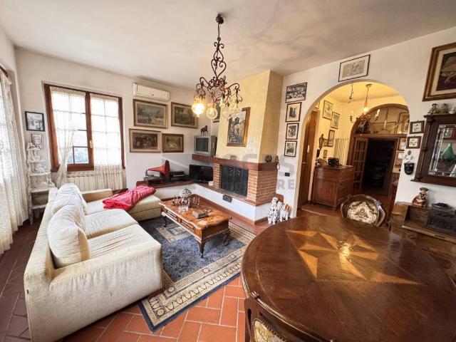 Villa Indipendente in vendita a Unione di Comuni Valdarno e Valdisieve, Reggello