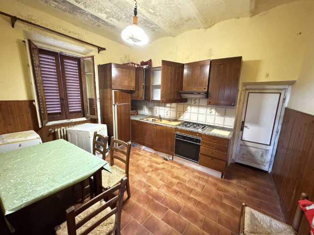 Villa Indipendente in vendita a Unione di Comuni Valdarno e Valdisieve, Reggello