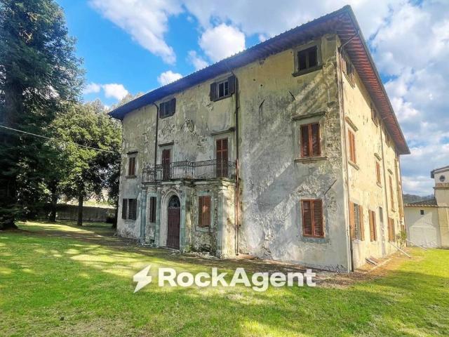 Villa Indipendente in vendita a Unione di Comuni Valdarno e Valdisieve, Reggello