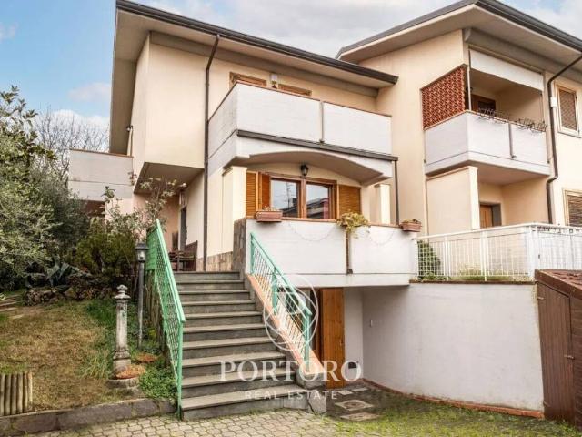 Villa Indipendente in vendita a Unione di Comuni Valdarno e Valdisieve, Reggello