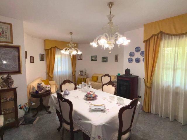 Villa Indipendente in vendita a Calabria, Reggio Calabria