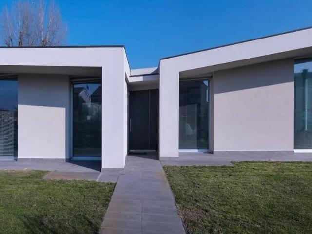Villa Indipendente in vendita a Calabria, Reggio Calabria