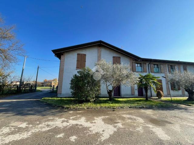 Villa Indipendente in vendita a San Bartolomeo, Re