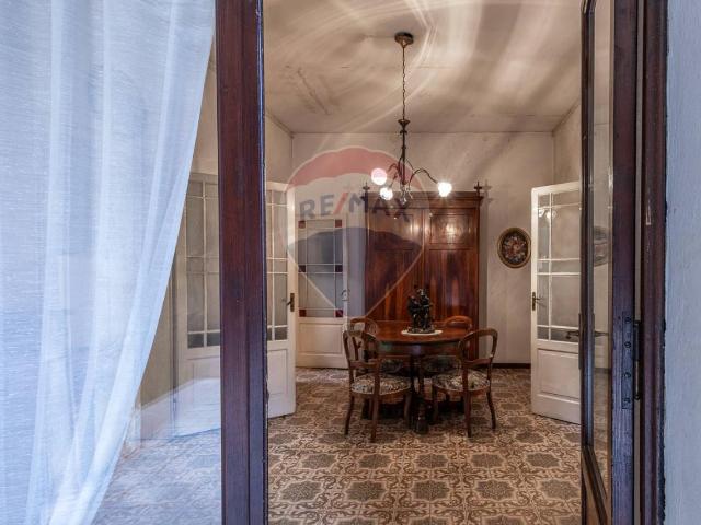 Villa Indipendente in vendita a San Giacomo città, Re