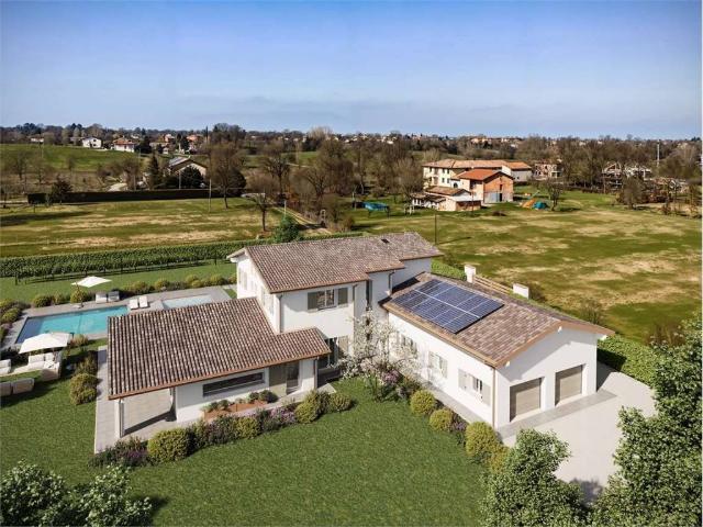 Villa Indipendente in vendita a Colline Matildiche, Re