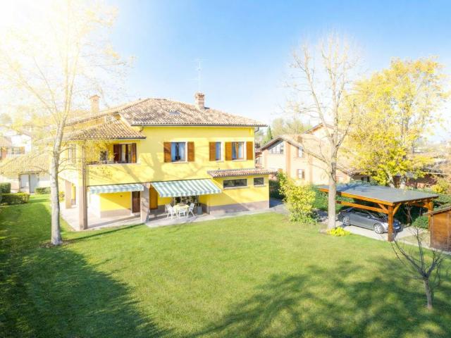 Villa Indipendente in vendita a Canali, Re