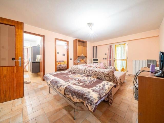 Villa Indipendente in vendita a Massenzatico, Re