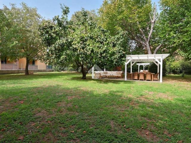 Villa Indipendente in vendita a Roncina, Re