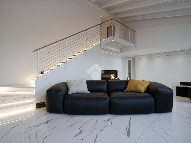 Villa Indipendente in vendita a Pieve Modolena, Re