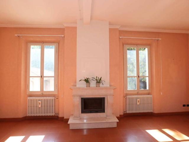 Villa Indipendente in vendita a Rosta Nuova, Re