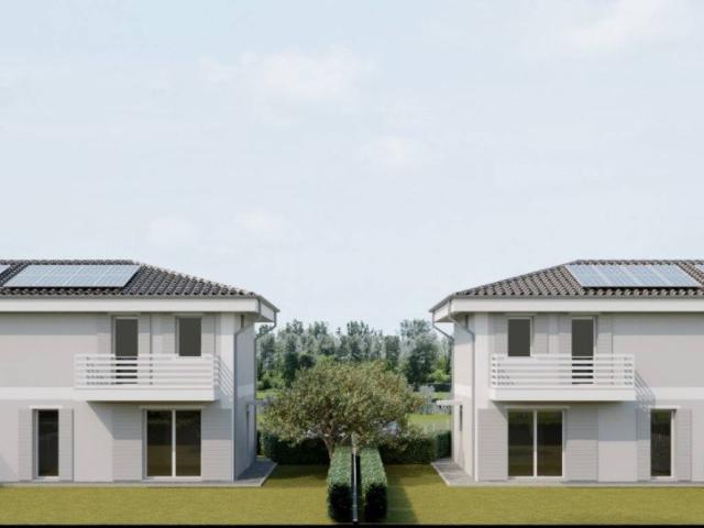 Villa Indipendente in vendita a Re, Reggio Emilia