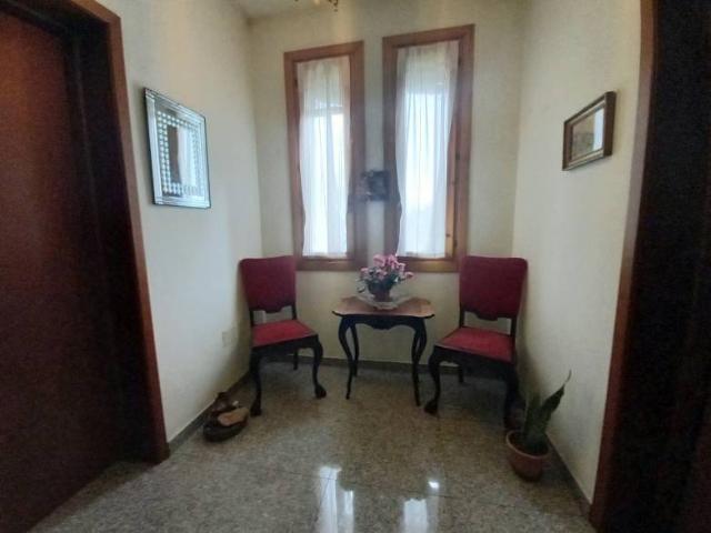 Villa Indipendente in vendita a Cavazzoli, Re