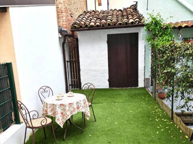 Villa Indipendente in vendita a Baragalla, Re
