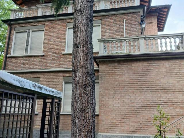 Villa Indipendente in vendita a Tondo, Re